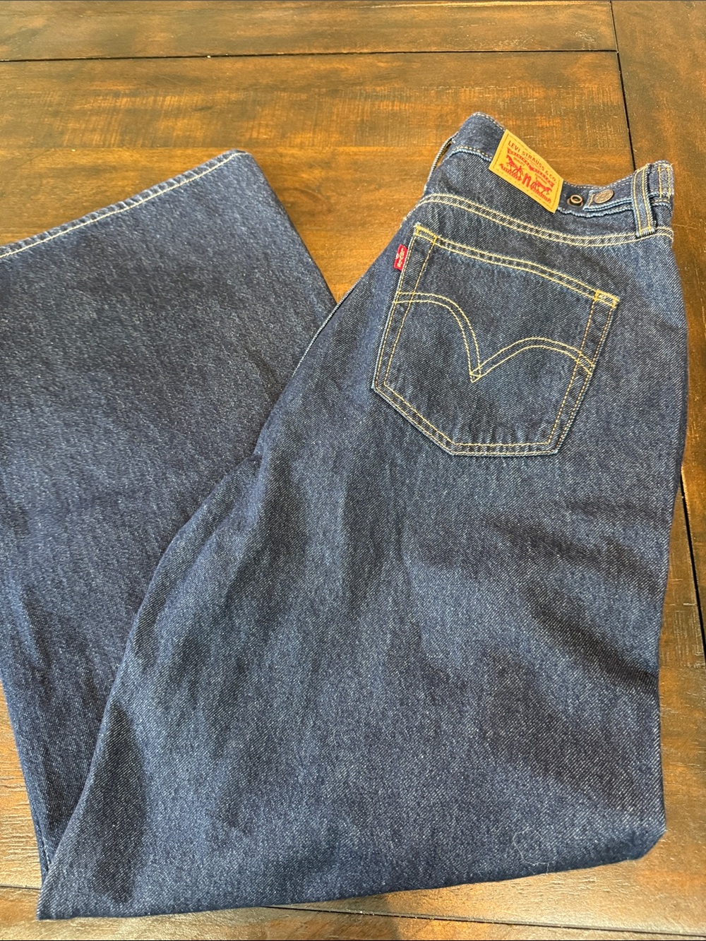 Levi's Cinch Baggy Wide Leg Jeans - Picture 3 of 4